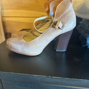 Tan Chunky Heel Mary Jane Shoes